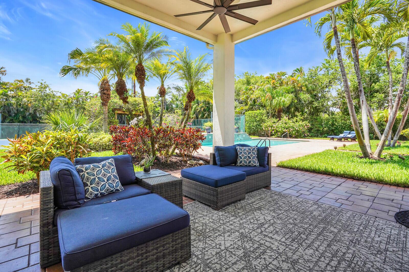 LONG LAKE ESTATES - Residential