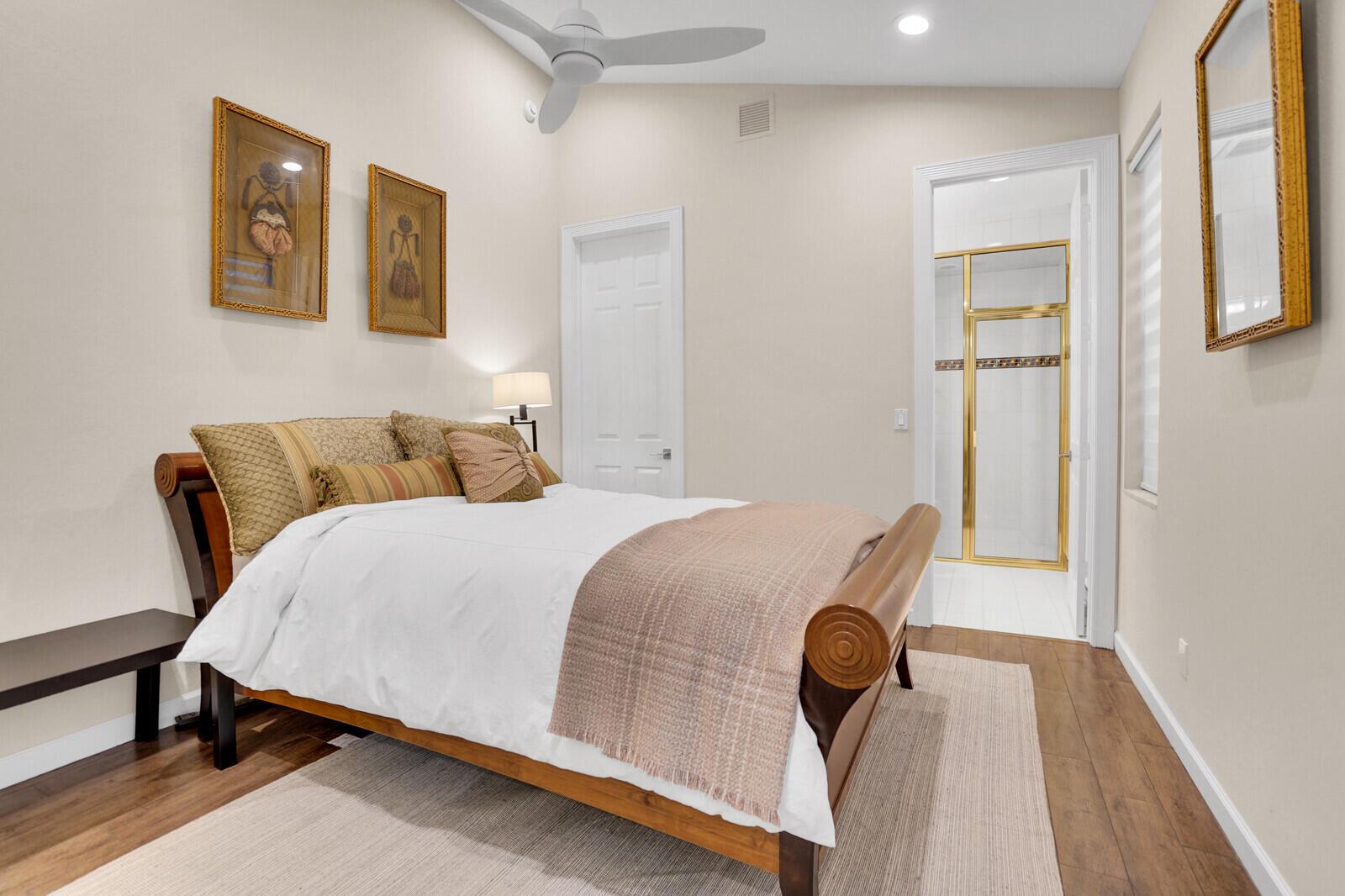 LONG LAKE ESTATES - Residential