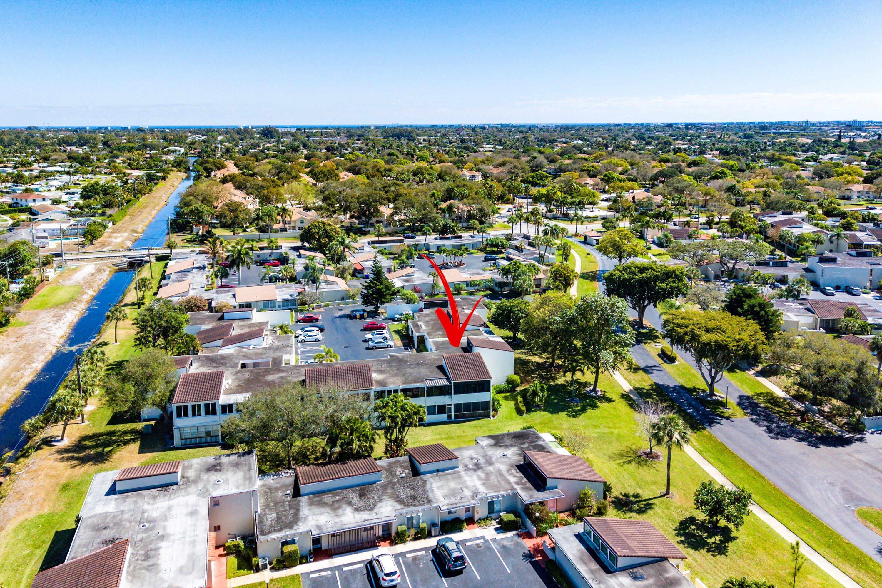 BOUNDBROOK CONDO S - Residential