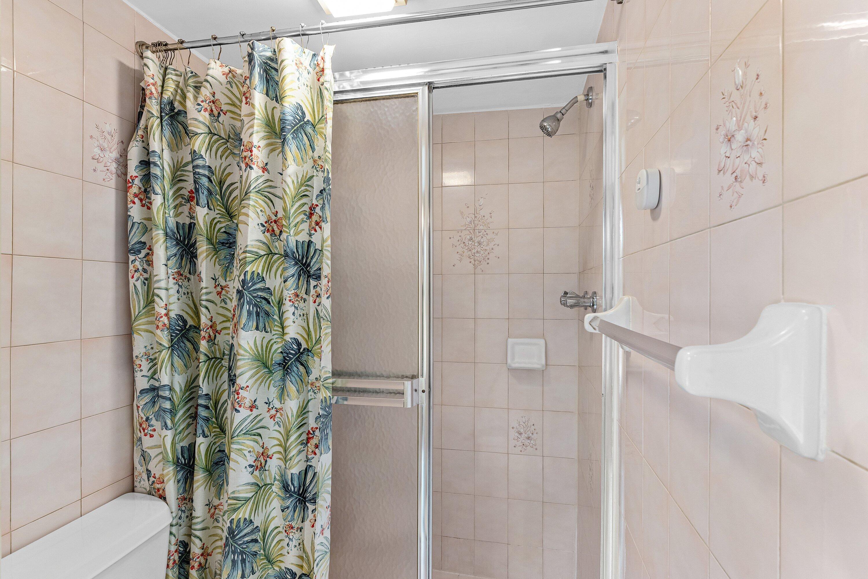 BOUNDBROOK CONDO S - Residential