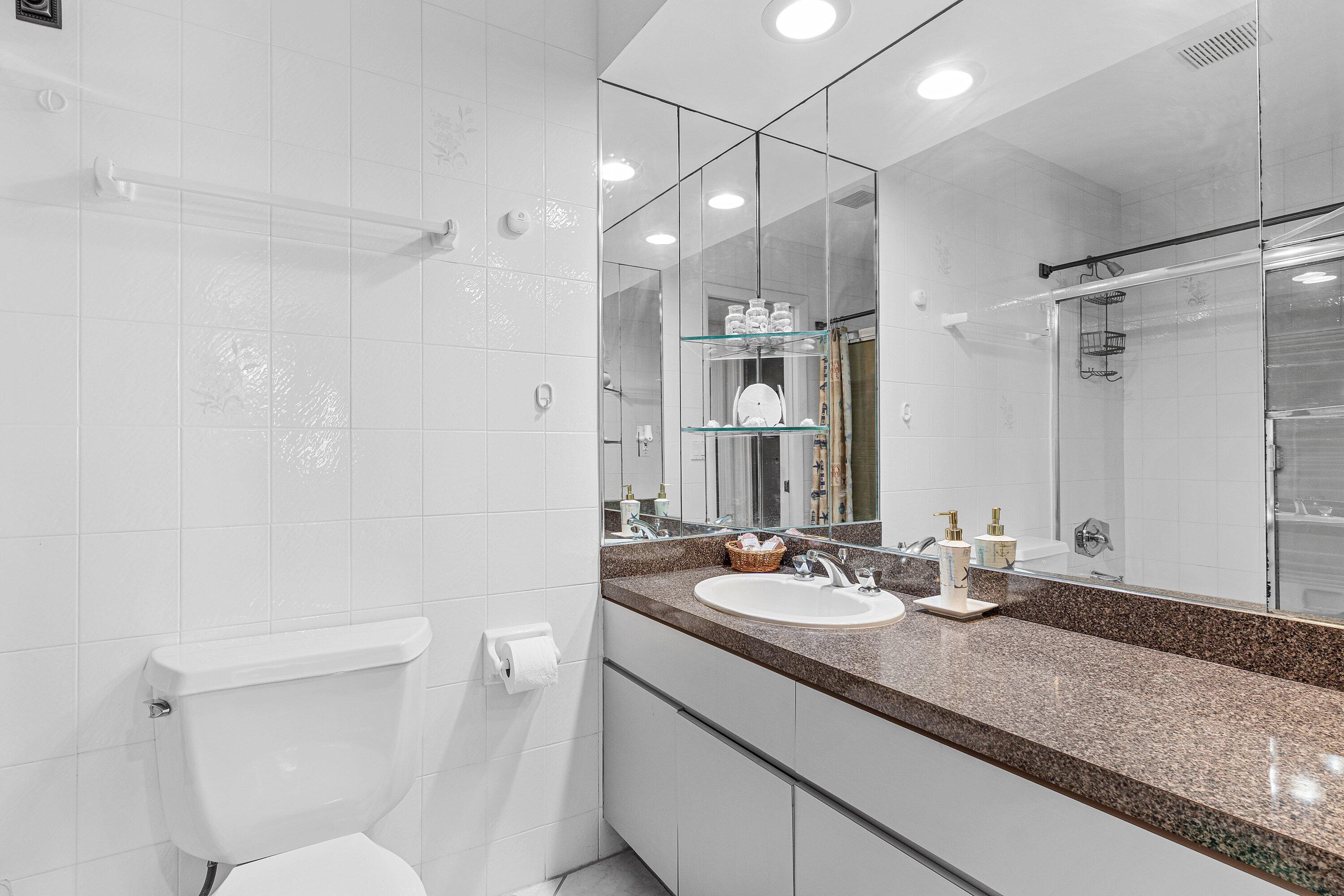 BOUNDBROOK CONDO S - Residential