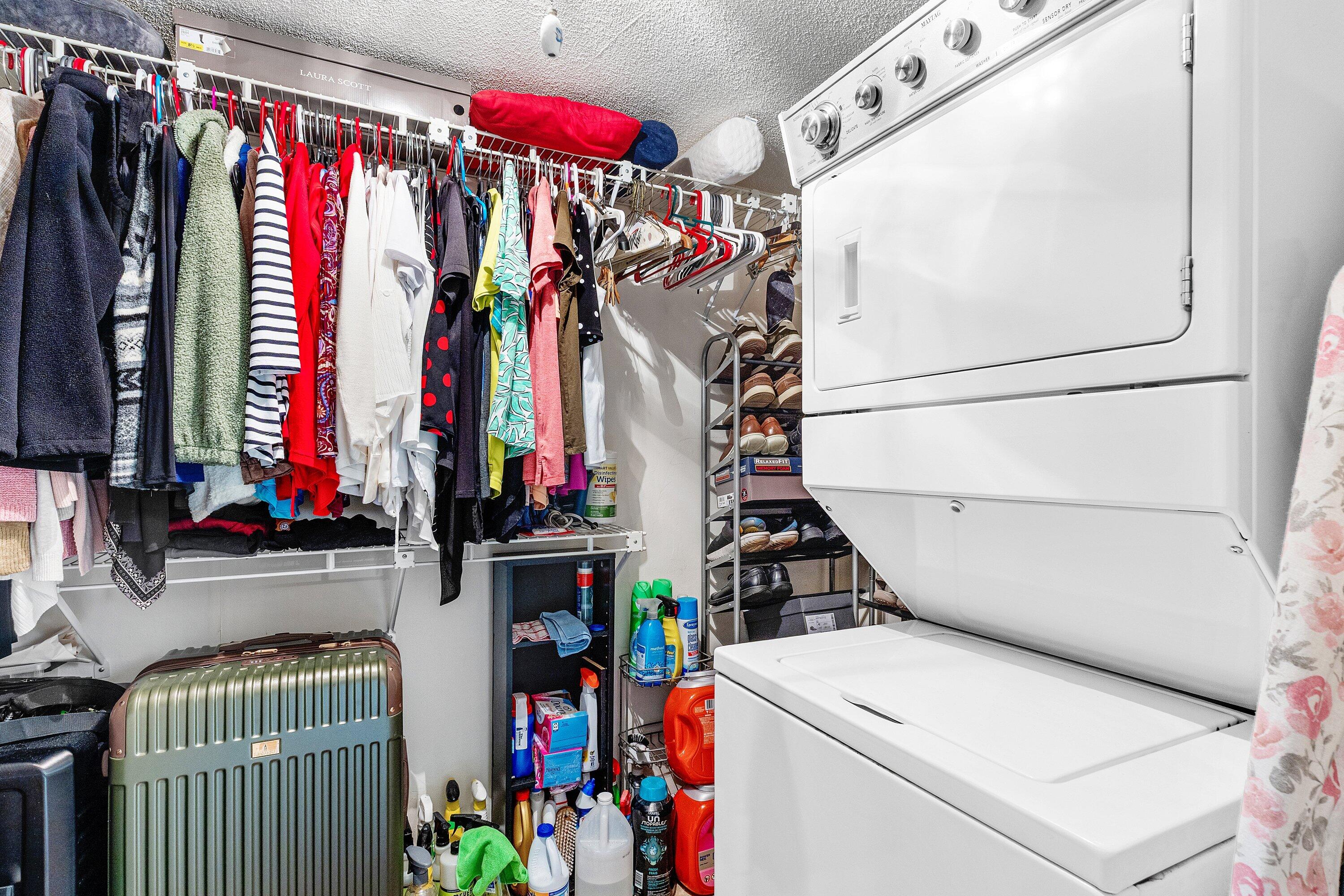 BOUNDBROOK CONDO S - Residential