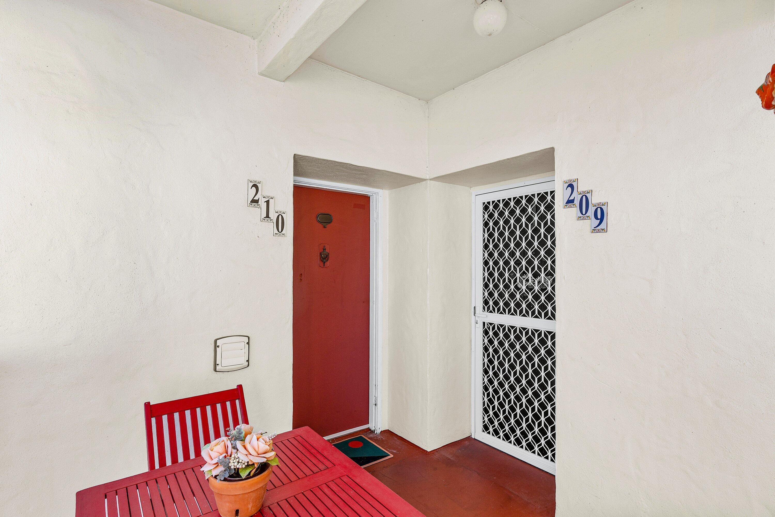 2561 Boundbrook Boulevard 209