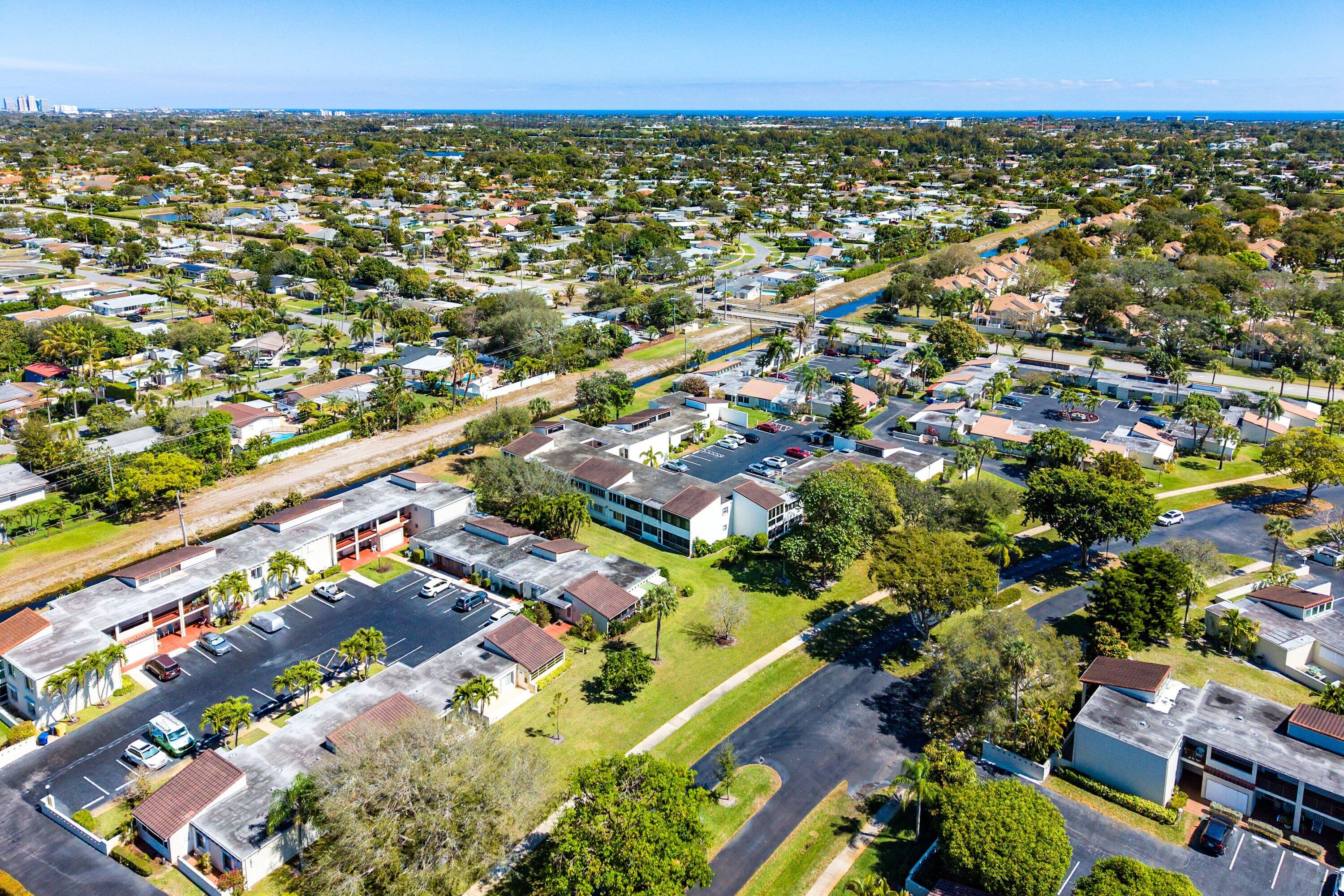 BOUNDBROOK CONDO S - Residential