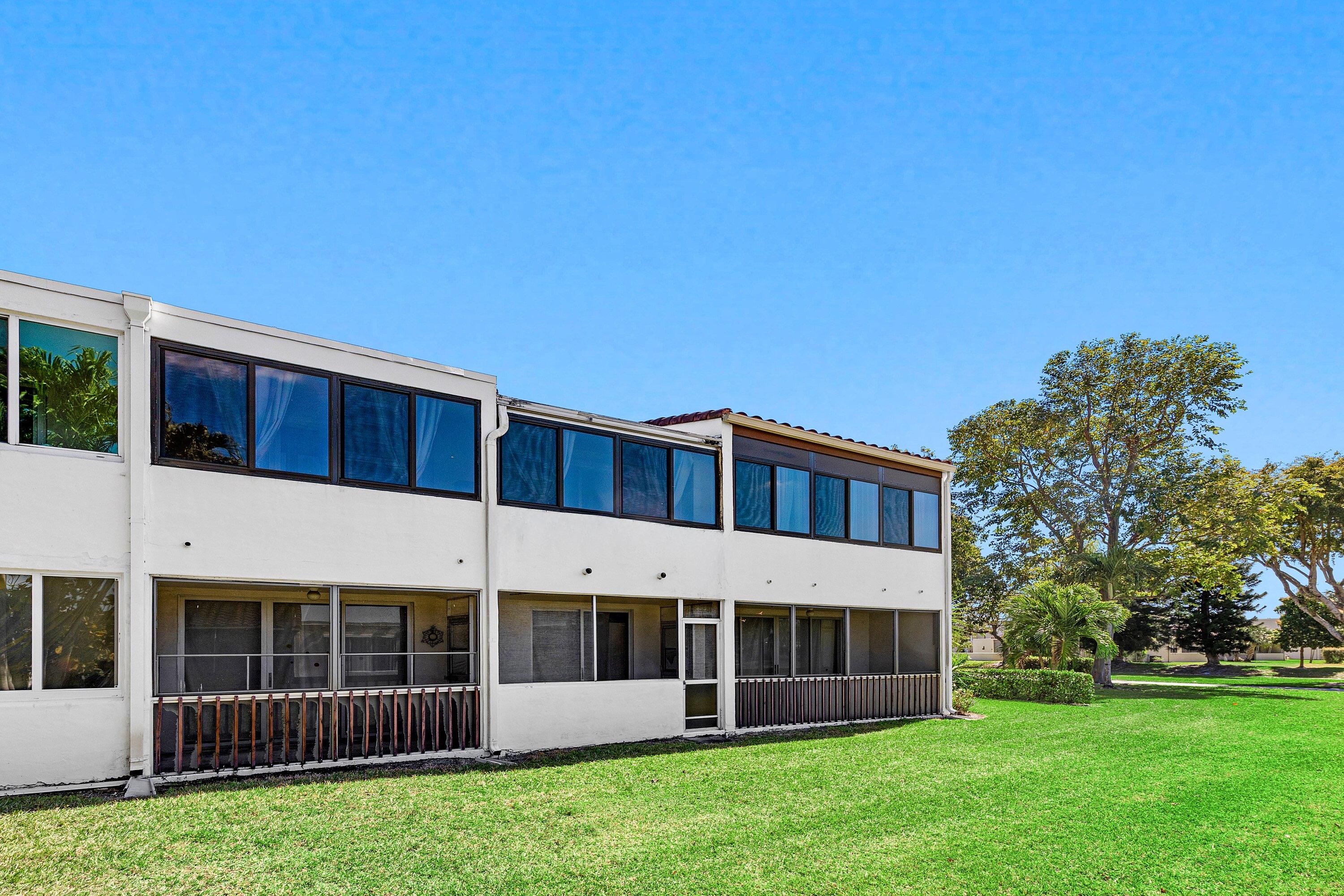 BOUNDBROOK CONDO S - Residential