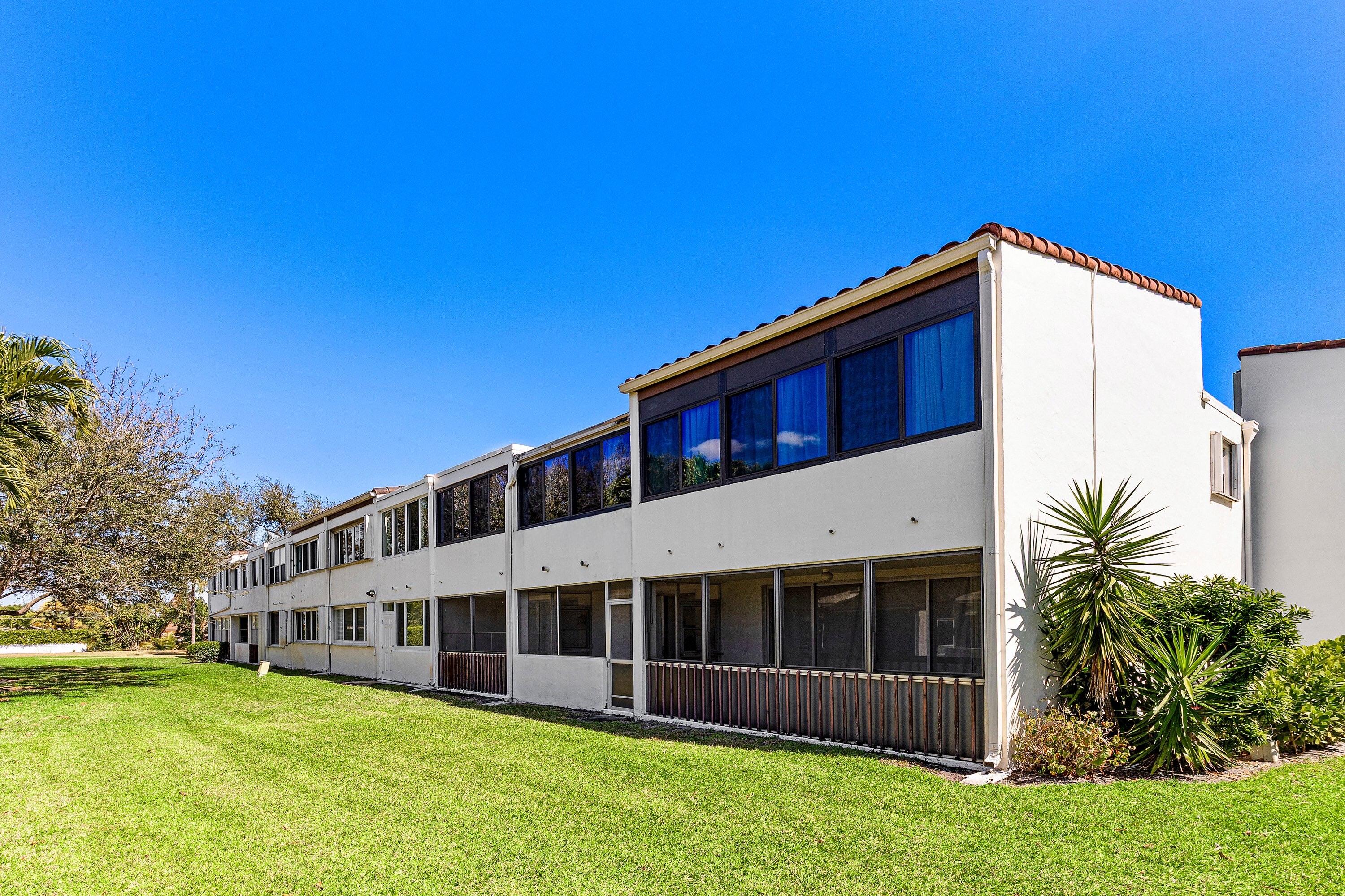 BOUNDBROOK CONDO S - Residential