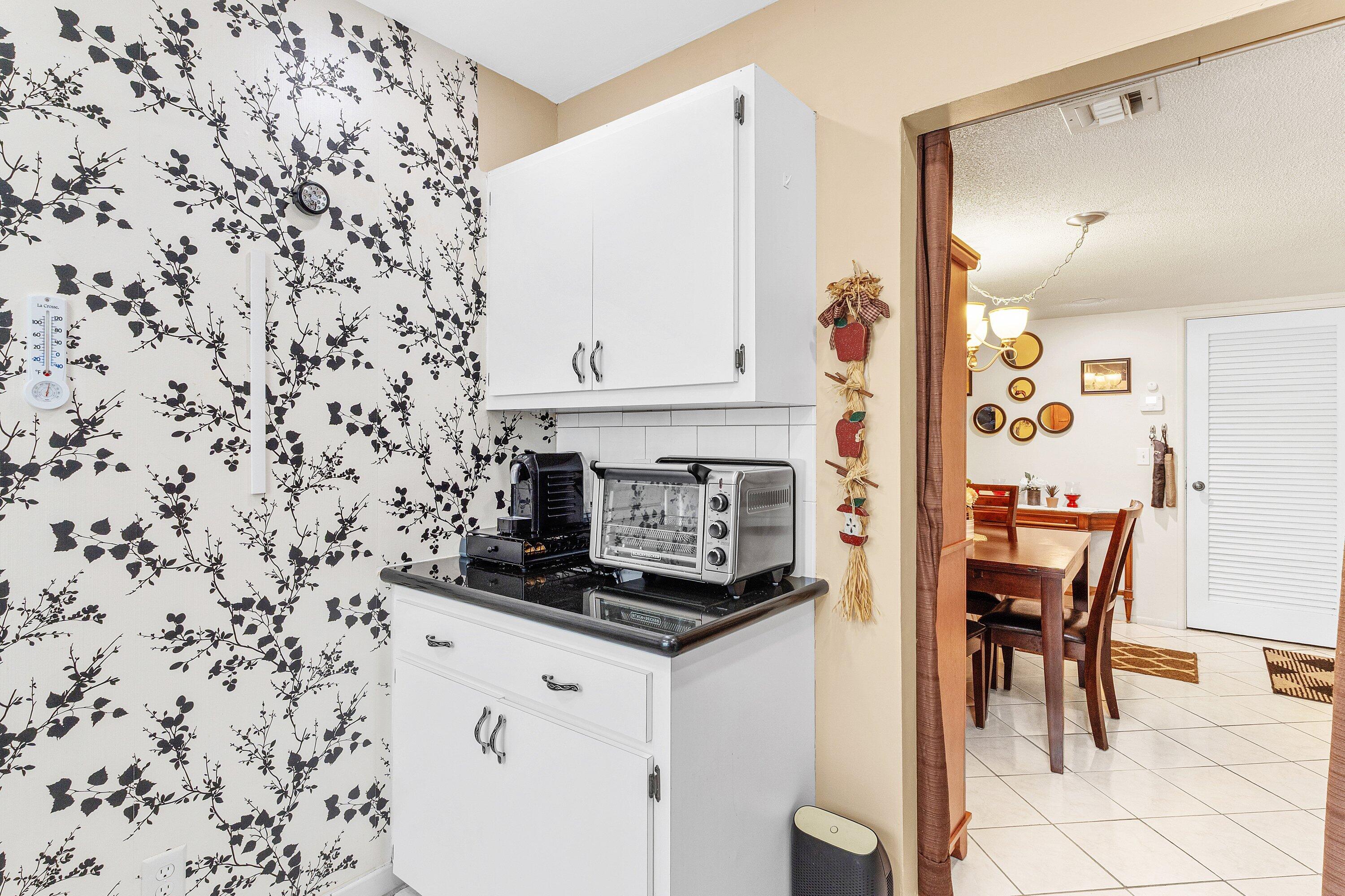 BOUNDBROOK CONDO S - Residential