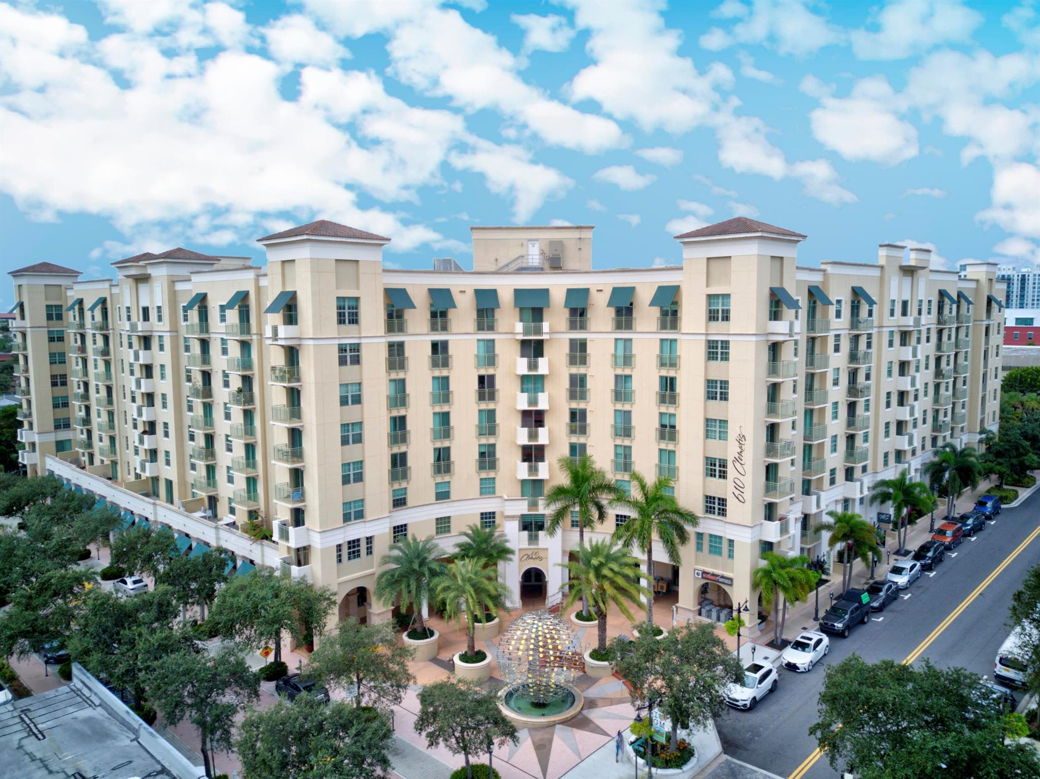 610 CLEMATIS CONDO - Residential