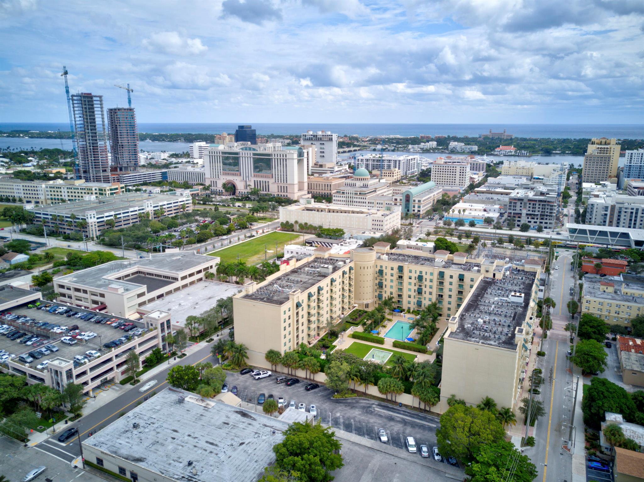 610 CLEMATIS CONDO - Residential