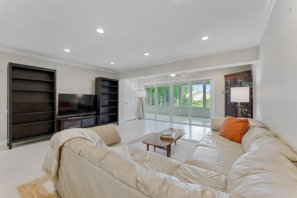 PINES OF DELRAY - Residential