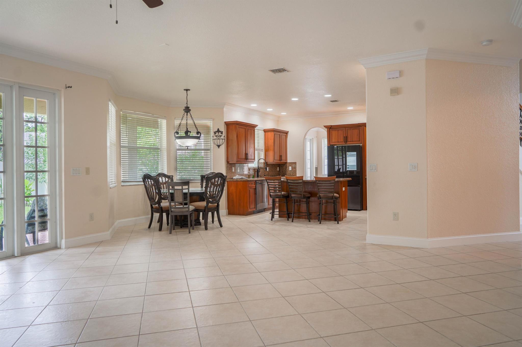 MADISON GREEN 1 PARS F AN - Residential Lease