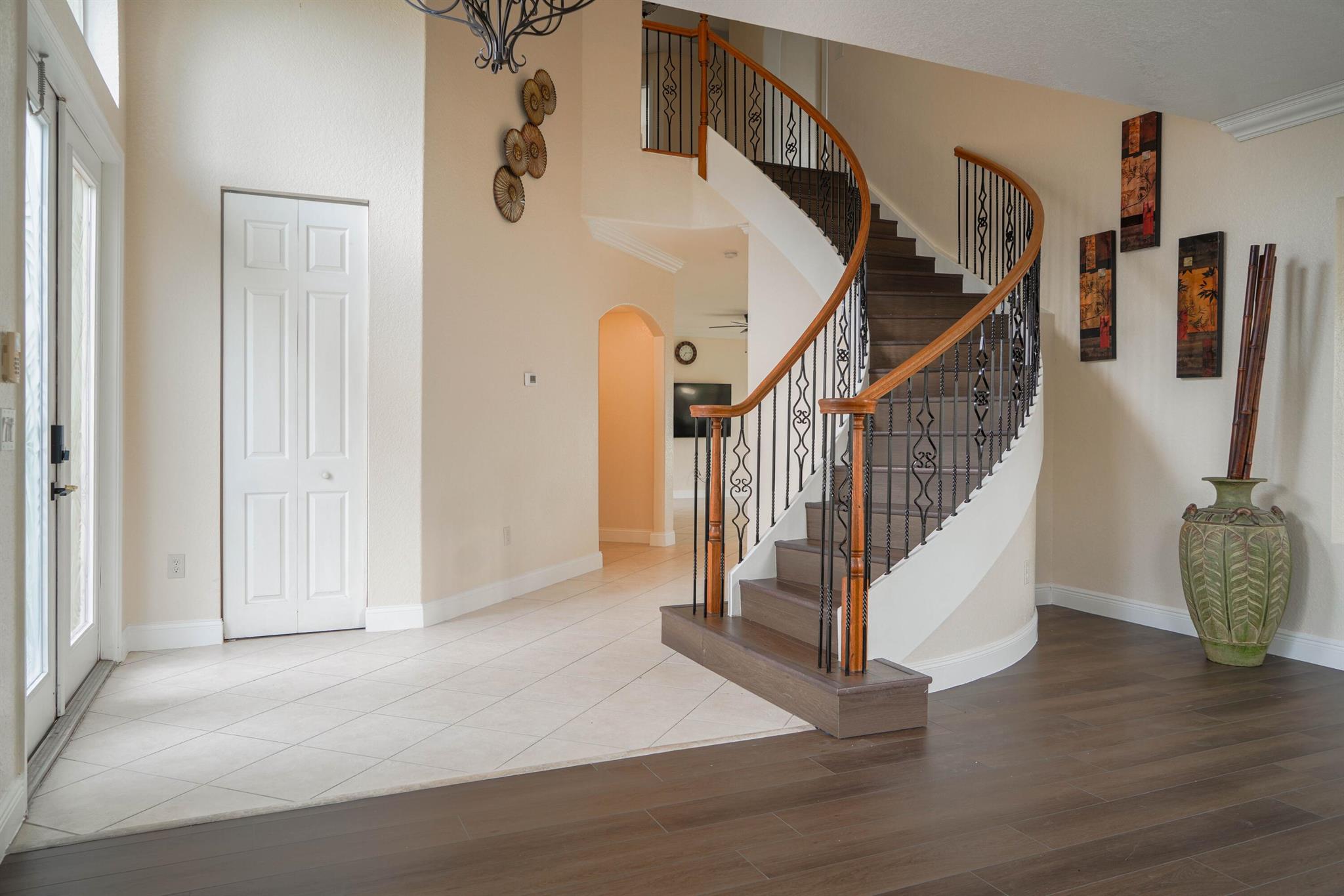 MADISON GREEN 1 PARS F AN - Residential Lease
