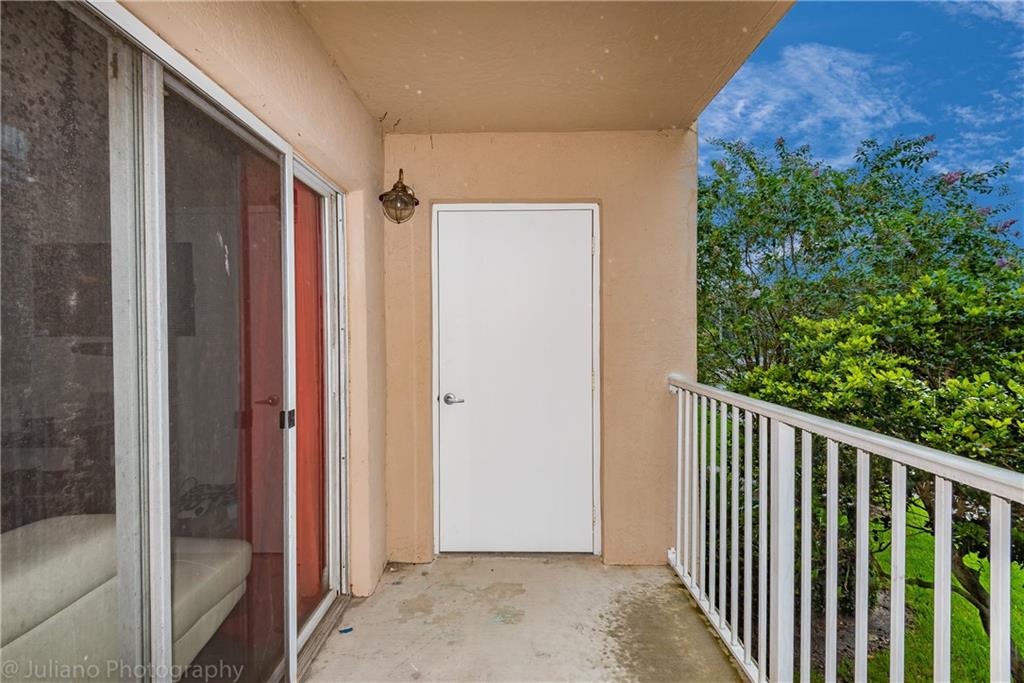 EVERGREEN LAKES - Residential
