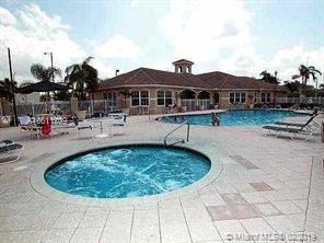 EVERGREEN LAKES - Residential