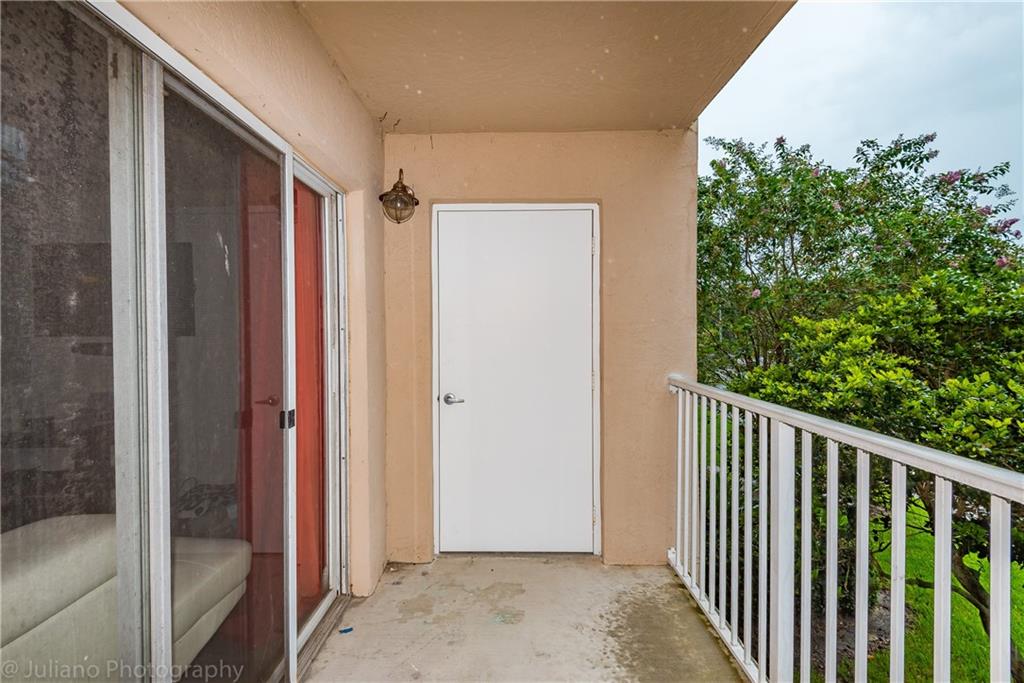 EVERGREEN LAKES - Residential