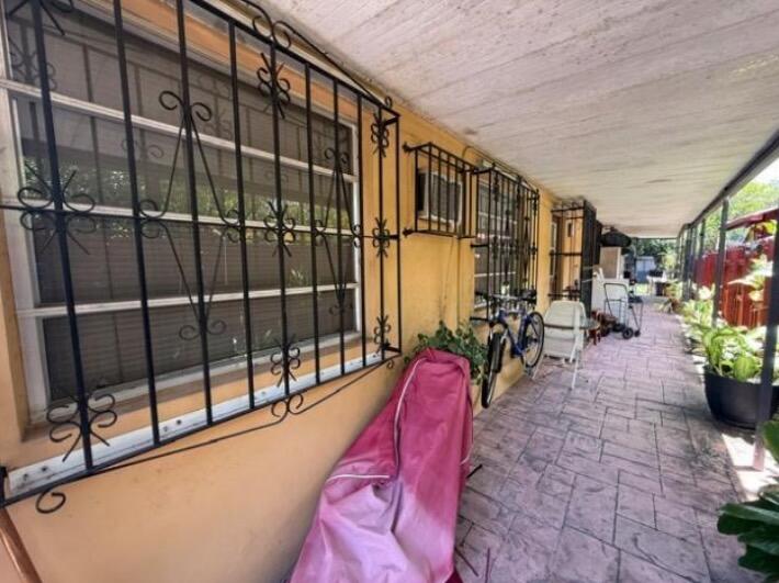 59 FLAGAMI Boulevard, Miami FL 33144
