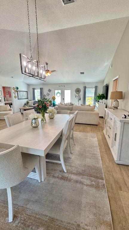 PORT ST LUCIE SECTION 7 - Residential