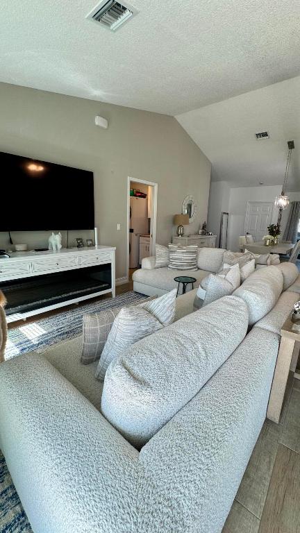 PORT ST LUCIE SECTION 7 - Residential