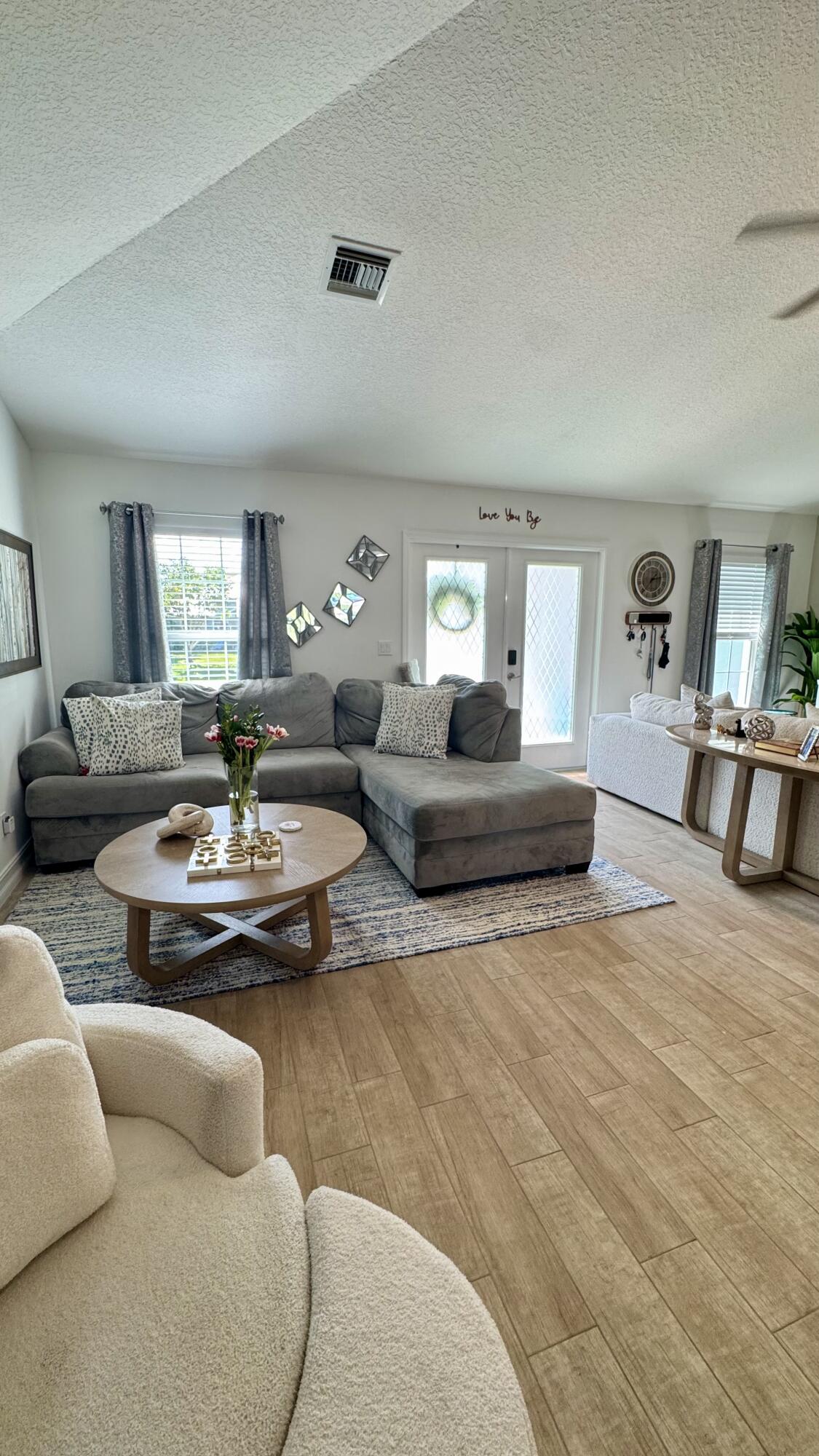 PORT ST LUCIE SECTION 7 - Residential