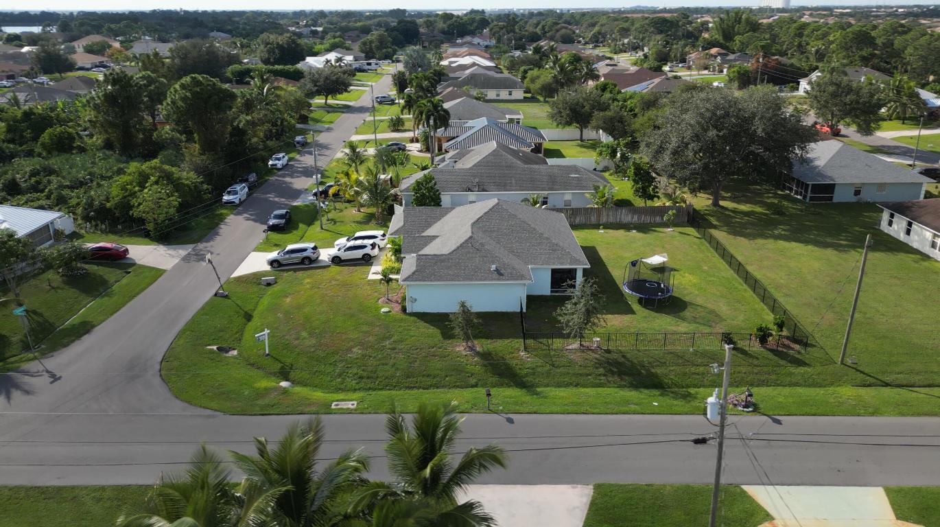 PORT ST LUCIE SECTION 7 - Residential