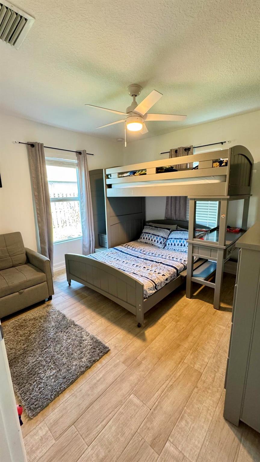 PORT ST LUCIE SECTION 7 - Residential