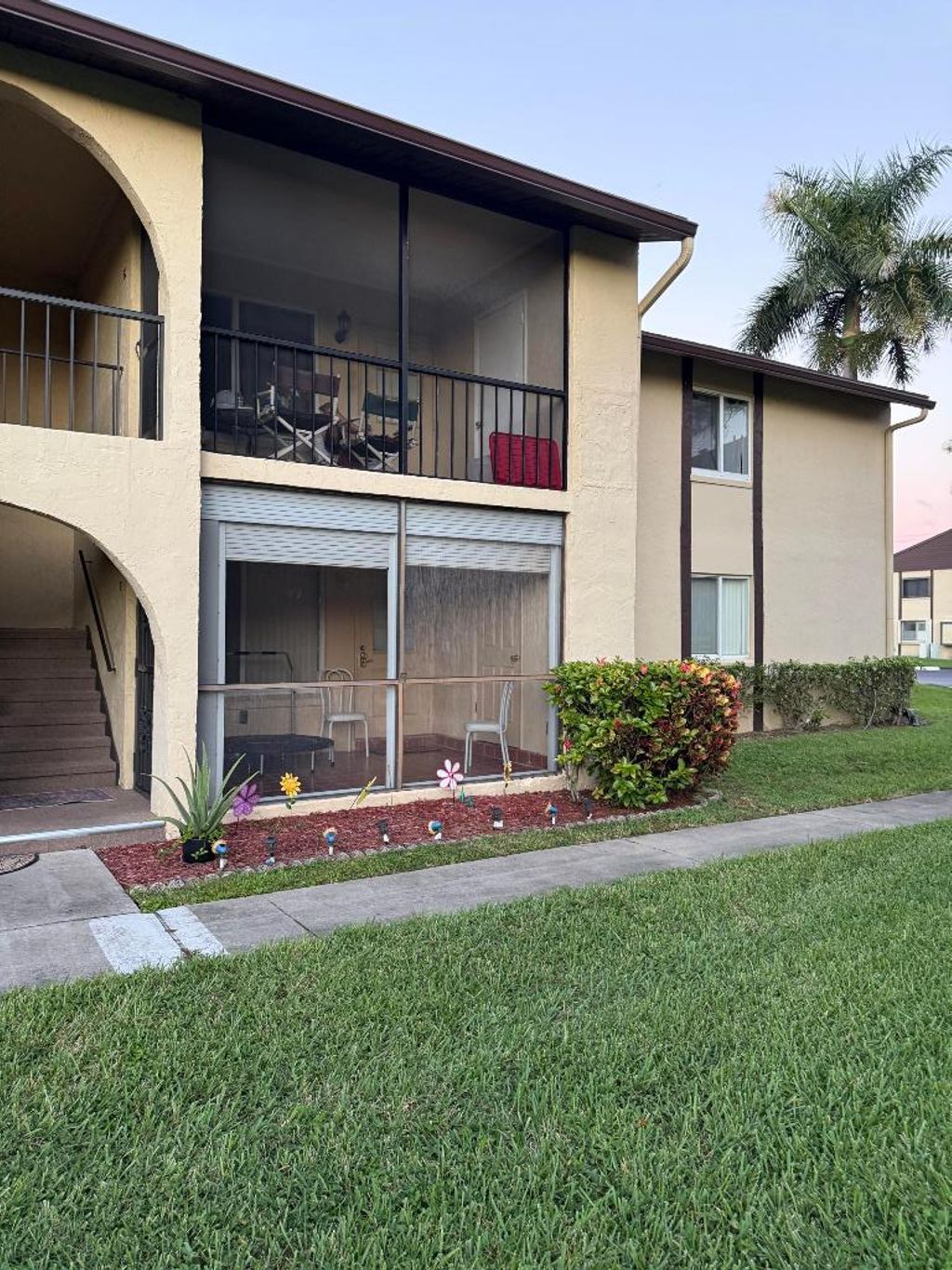 Photo of 311 Pine Ridge Circle #B-1, Greenacres, FL 33463 (MLS # R11153951)