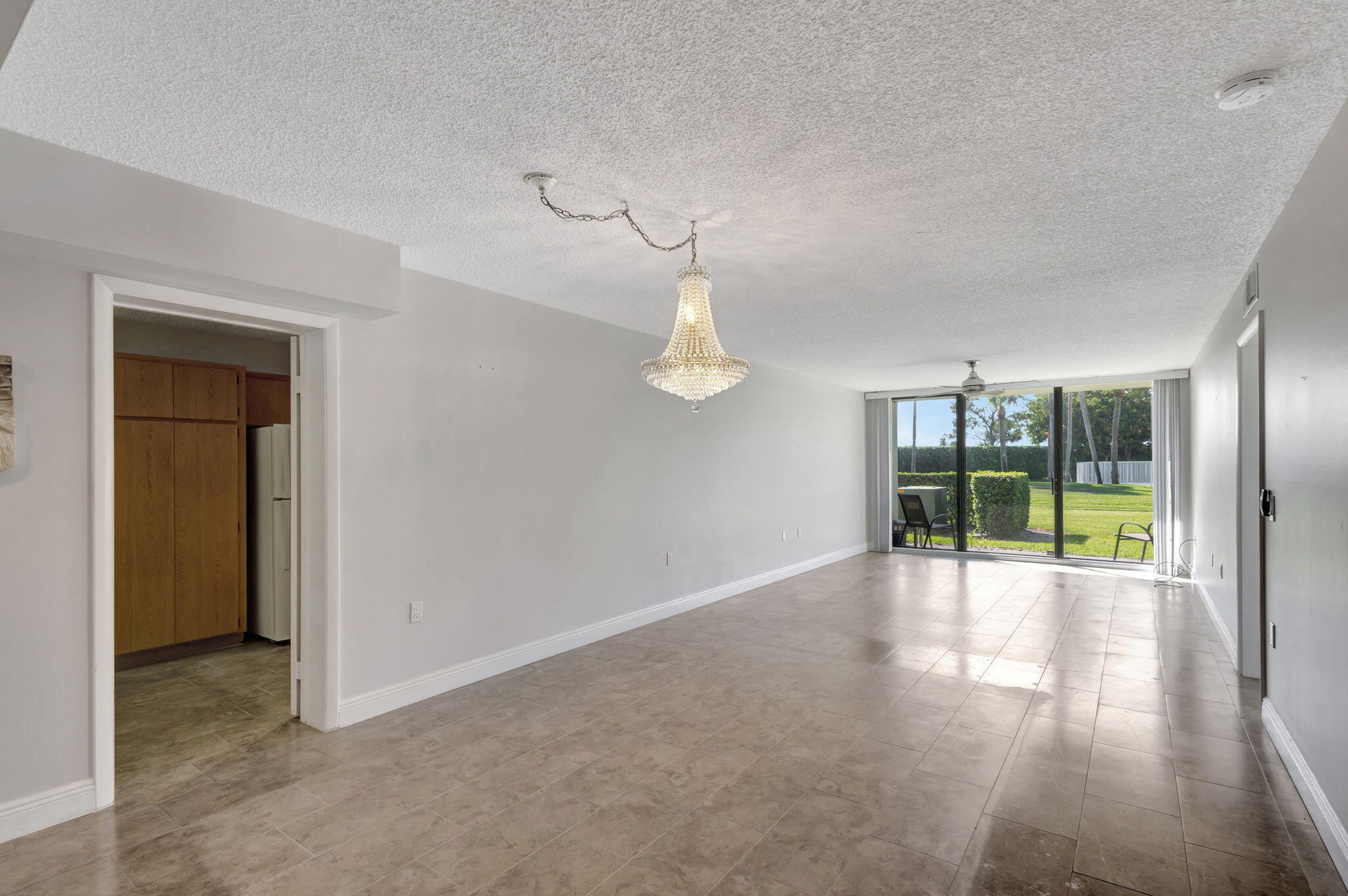 WHITEHALL VILLAGE - Residential Lease