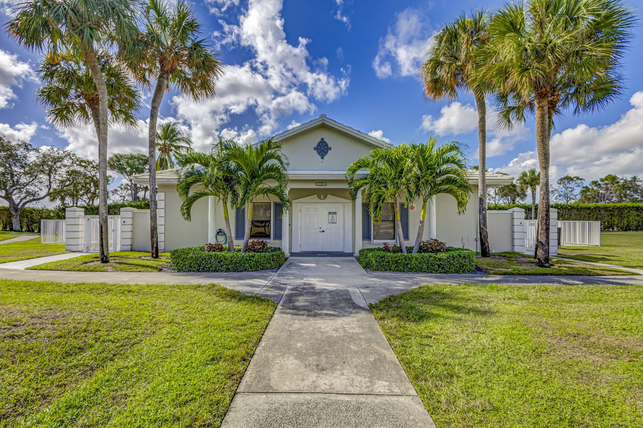 WHITEHALL VILLAGE - Residential Lease