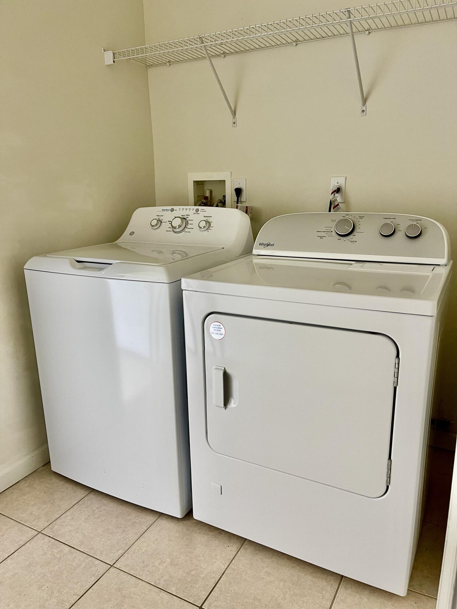 Magnolia Lakes At St Lucie West Ph - Residential Lease