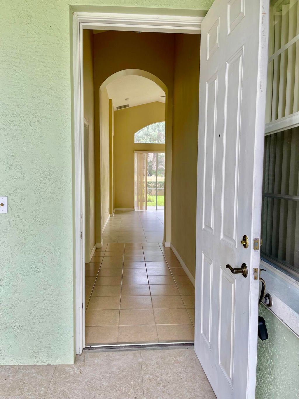 Photo of 185 NW Willow Grove Avenue, Port Saint Lucie, FL 34986 (MLS # B26004432)