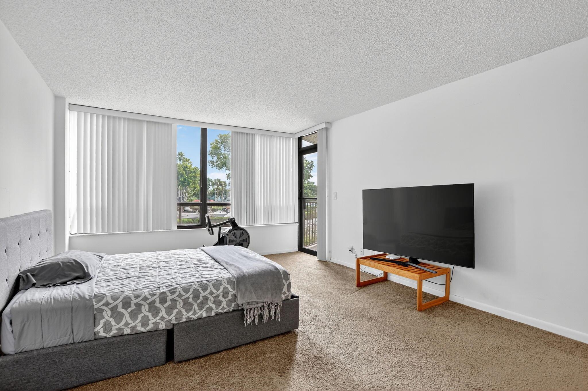 PORTA BELLA EAST AND PORT - Residential