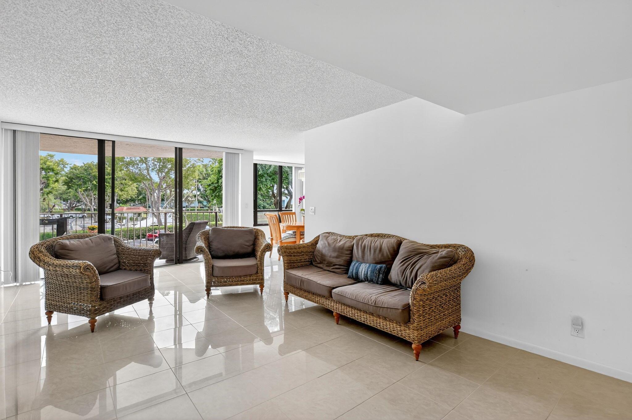 PORTA BELLA EAST AND PORT - Residential