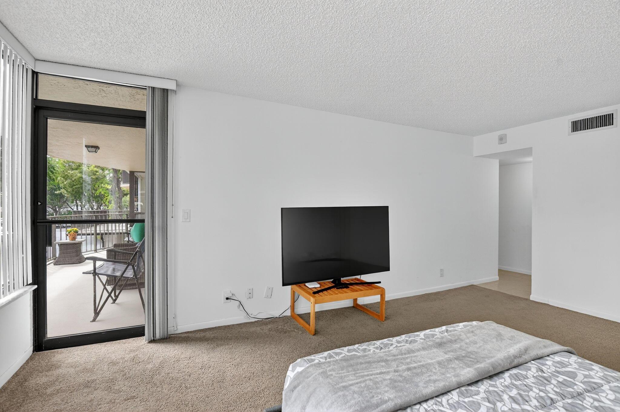 PORTA BELLA EAST AND PORT - Residential