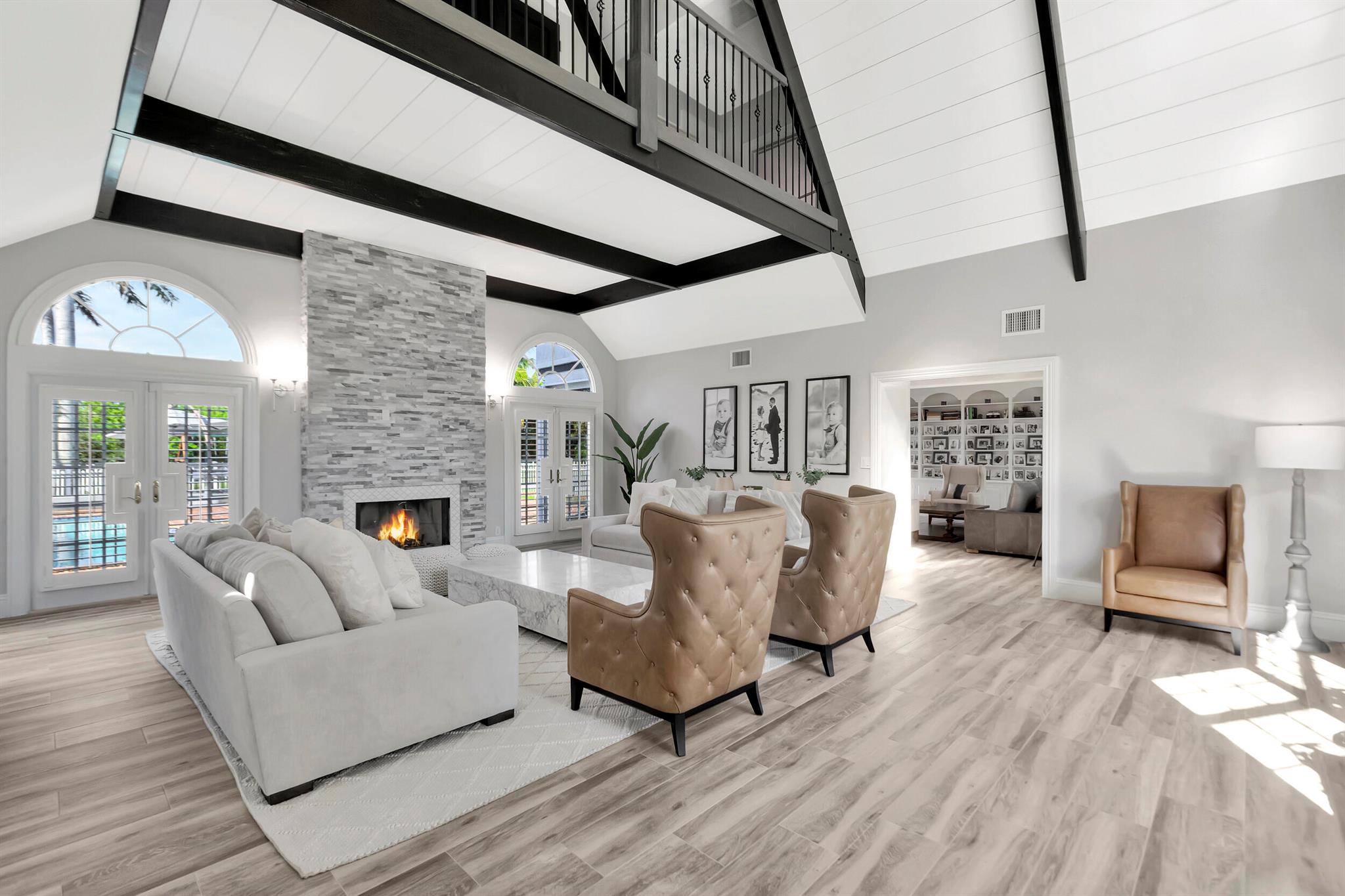 SUNSHINE GROVES - Residential