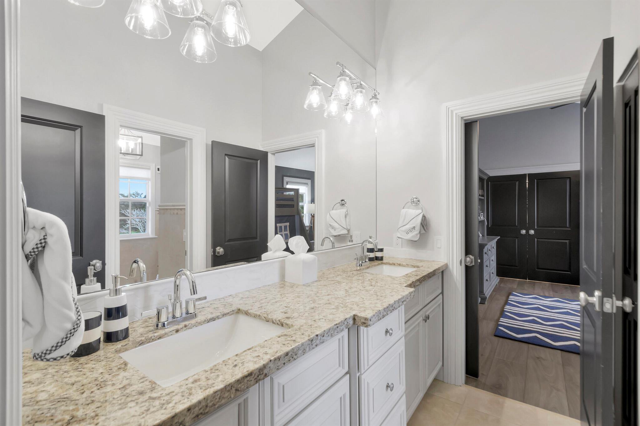 SUNSHINE GROVES - Residential