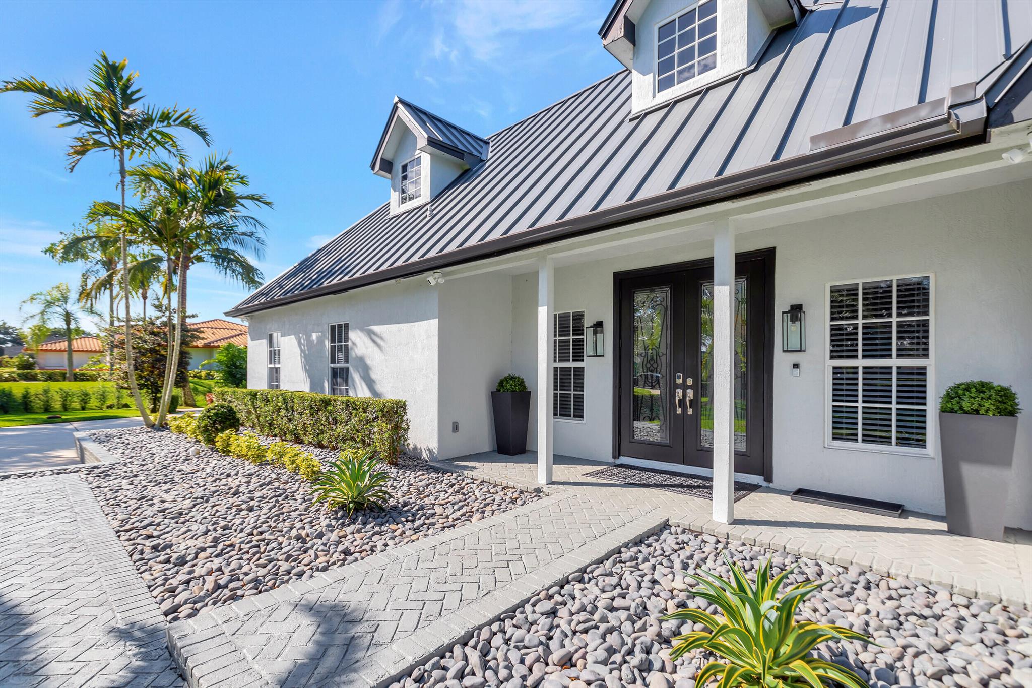 SUNSHINE GROVES - Residential