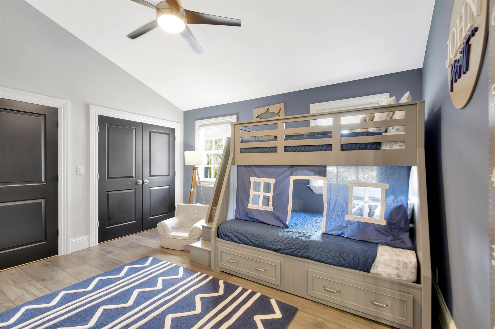 SUNSHINE GROVES - Residential