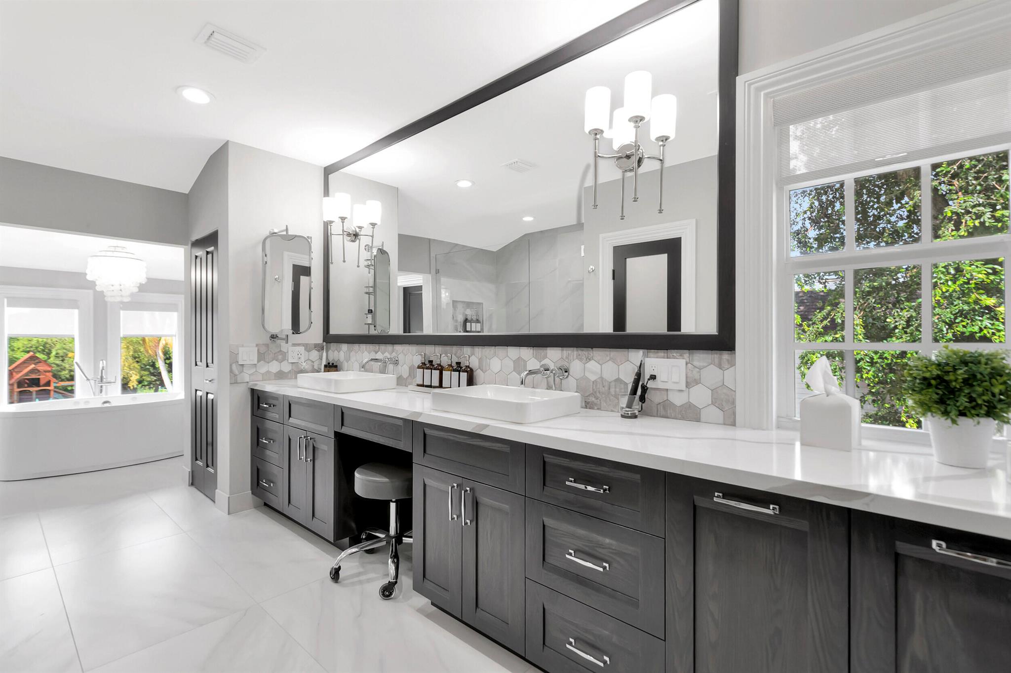 SUNSHINE GROVES - Residential