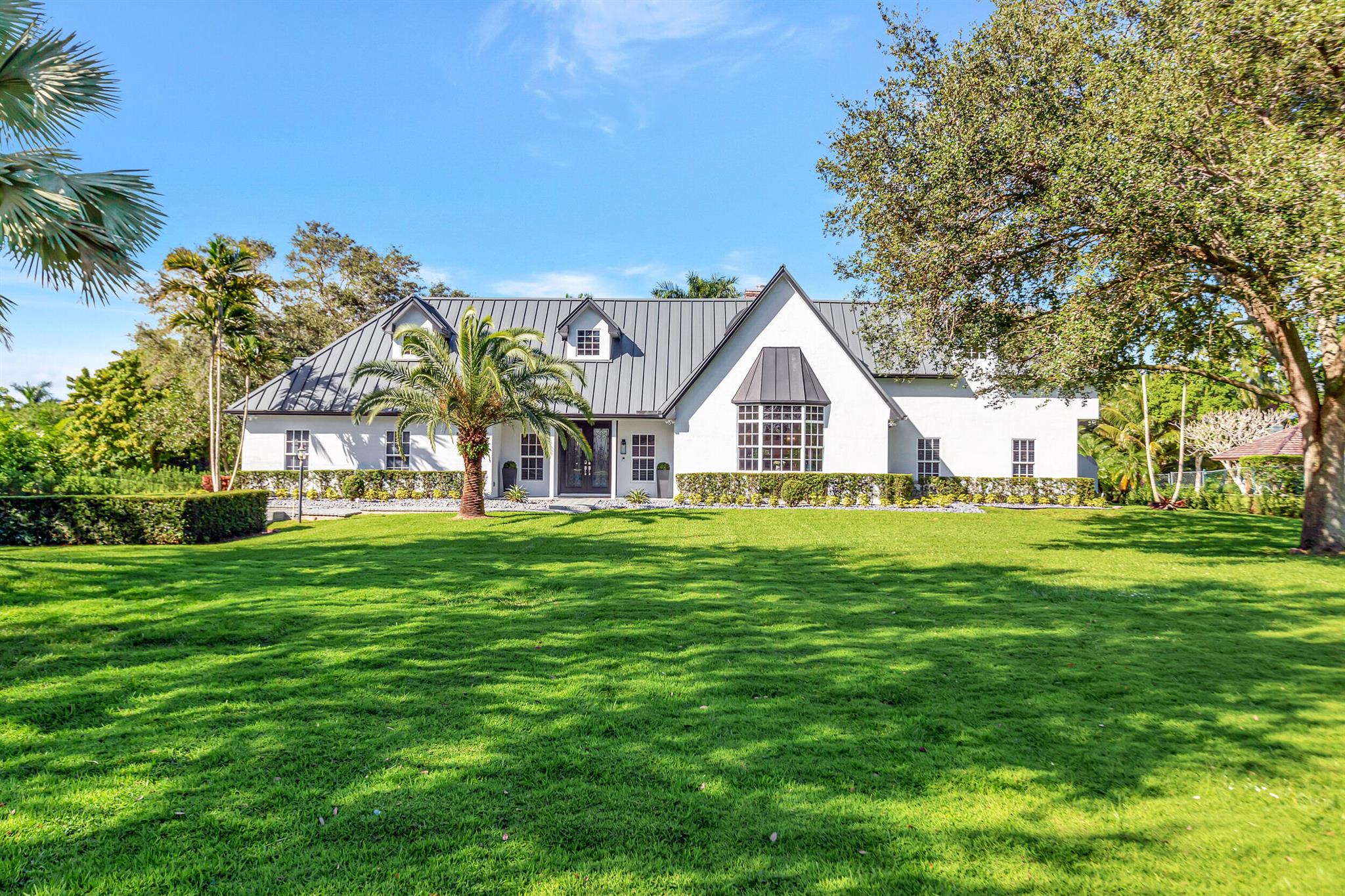 SUNSHINE GROVES - Residential
