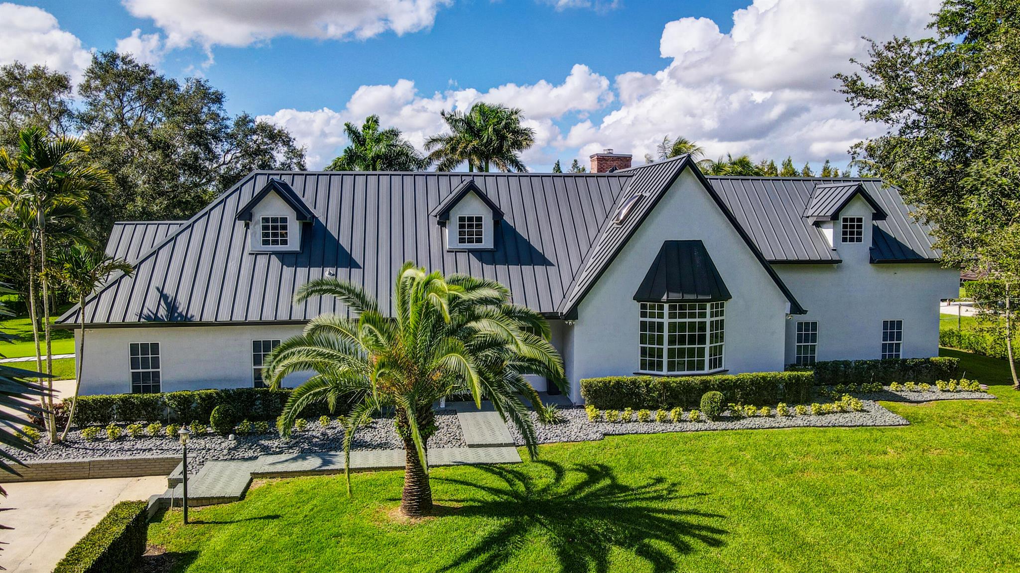SUNSHINE GROVES - Residential