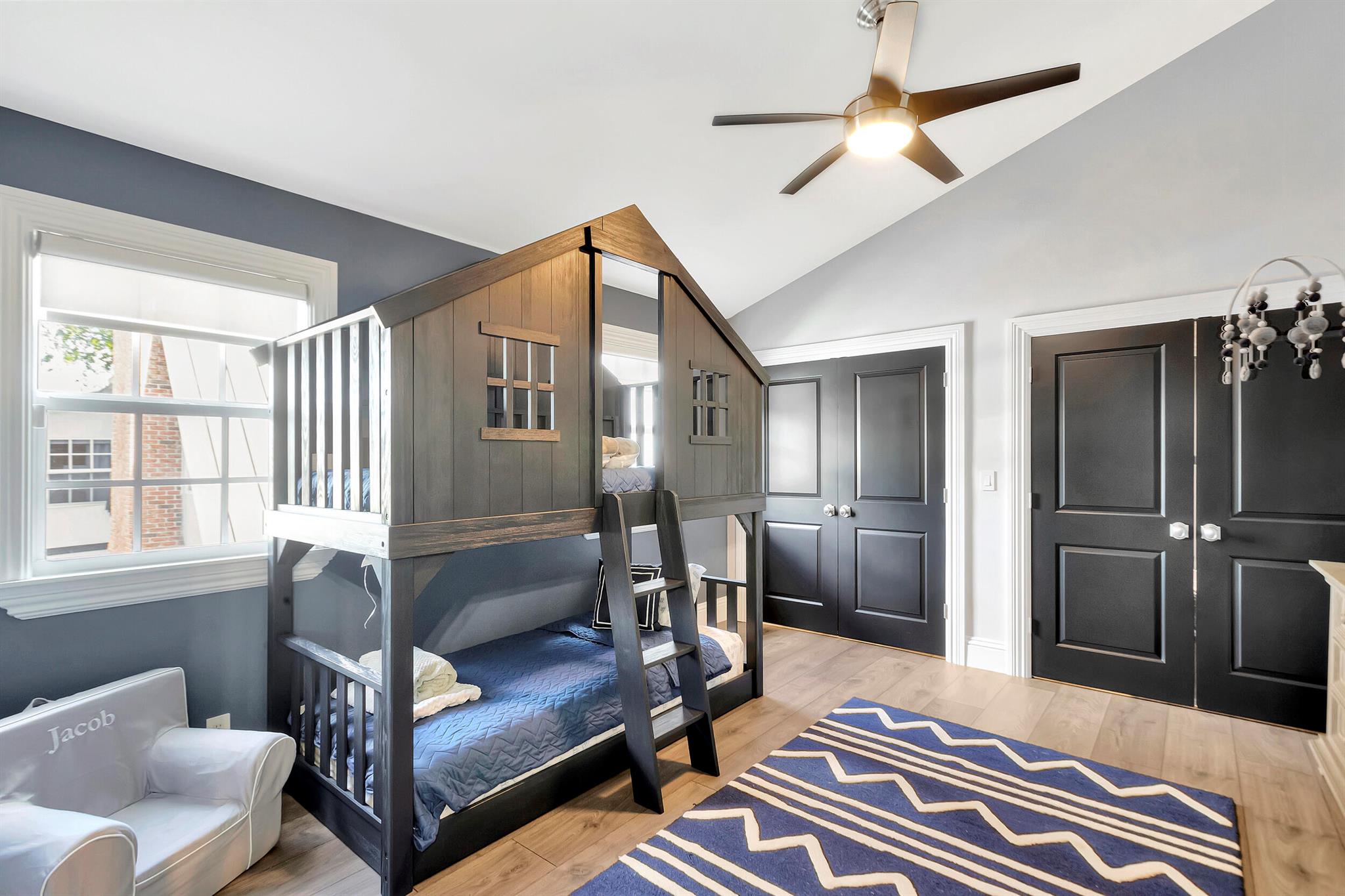SUNSHINE GROVES - Residential