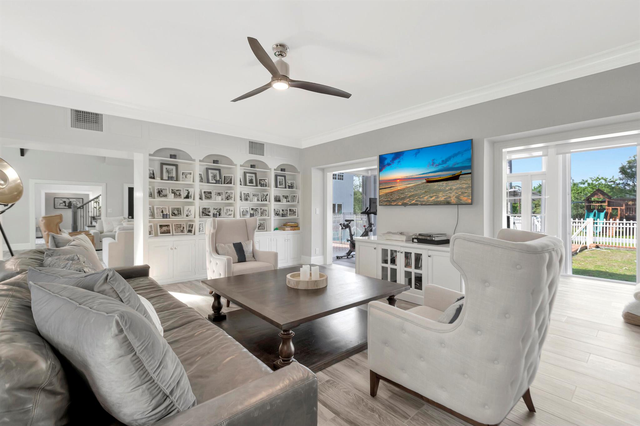 SUNSHINE GROVES - Residential
