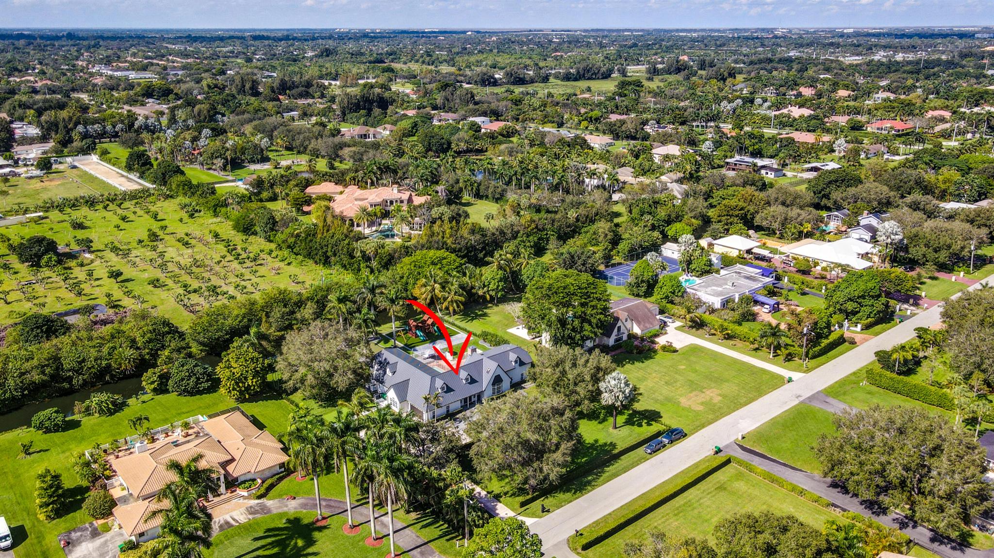 SUNSHINE GROVES - Residential