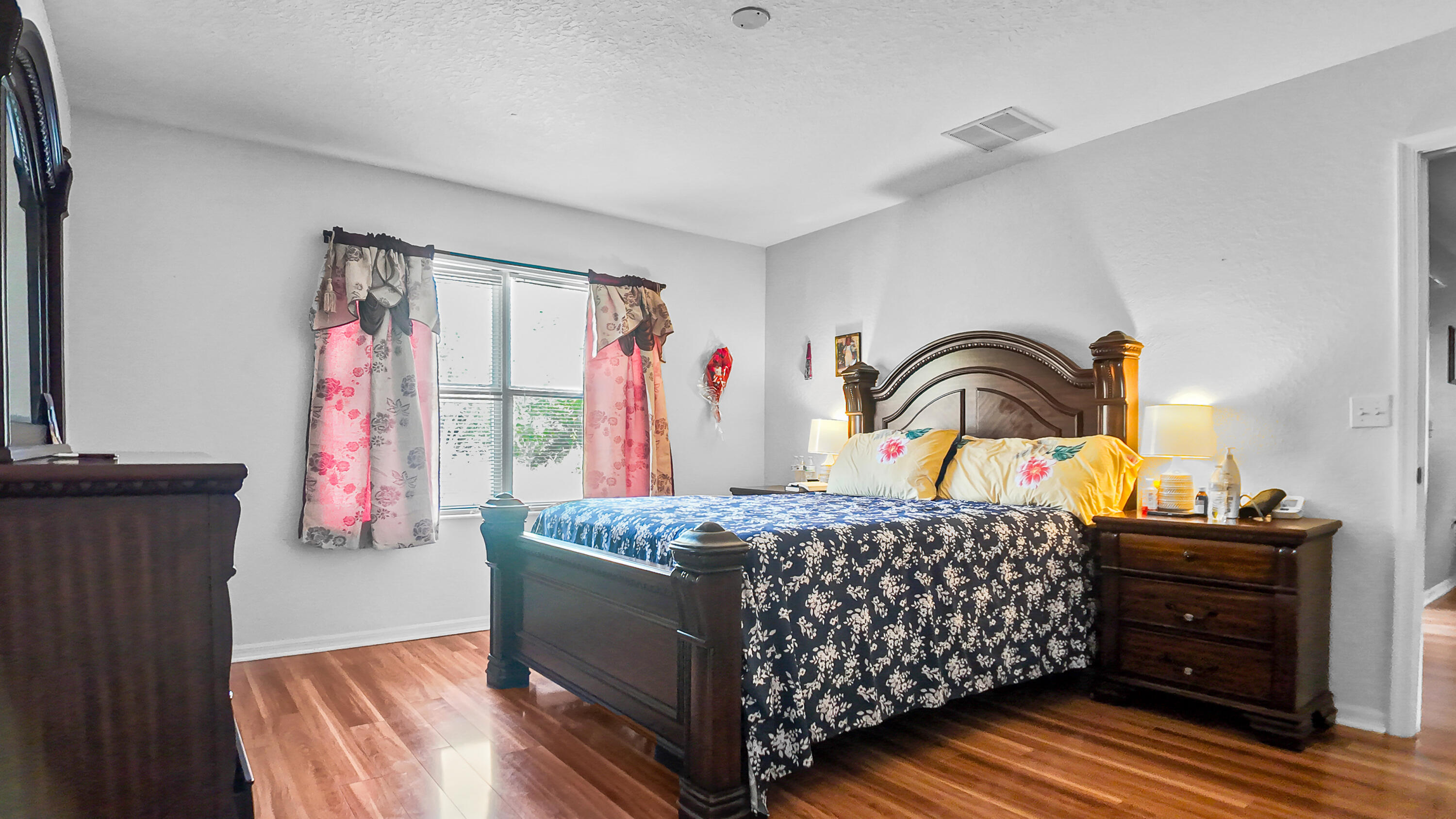 SPANISH LAKES ONE LEASEHOLD ESTATES - Residential