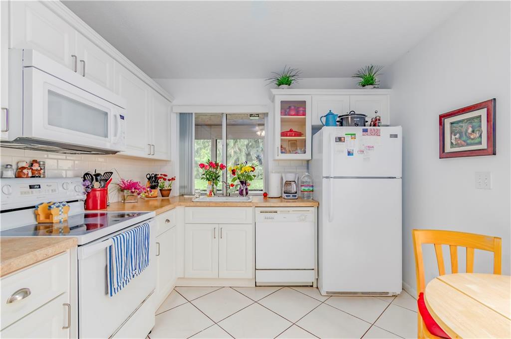 Sawgrass Village 1 - Residential