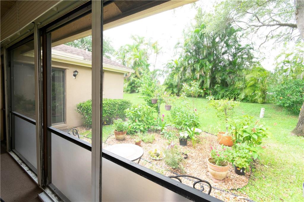 Sawgrass Village 1 - Residential