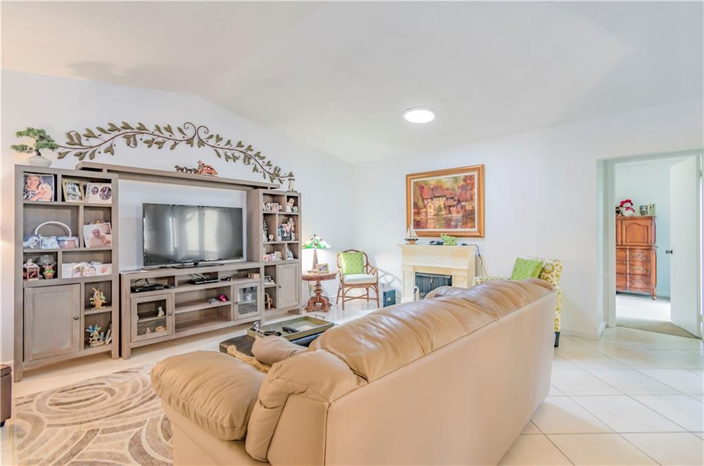 Sawgrass Village 1 - Residential