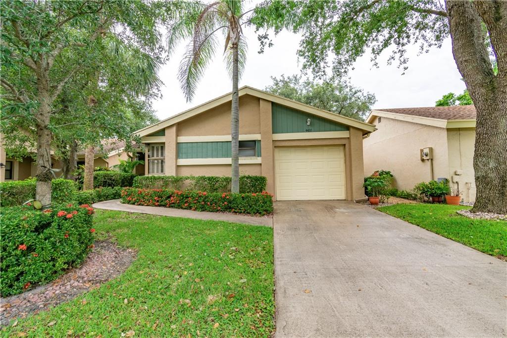 Sawgrass Village 1 - Residential