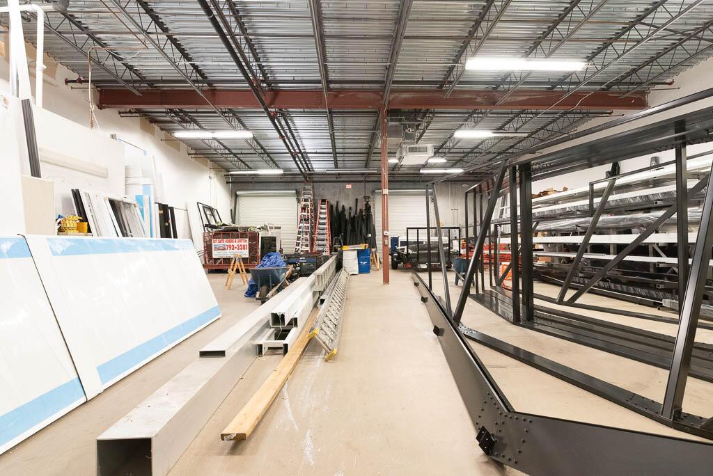 PALMS WEST INDUSTRIAL PAR - Commercial Sale