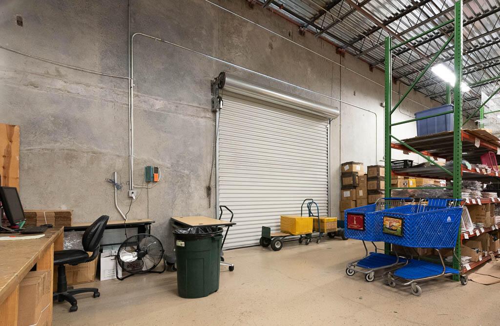 PALMS WEST INDUSTRIAL PAR - Commercial Sale